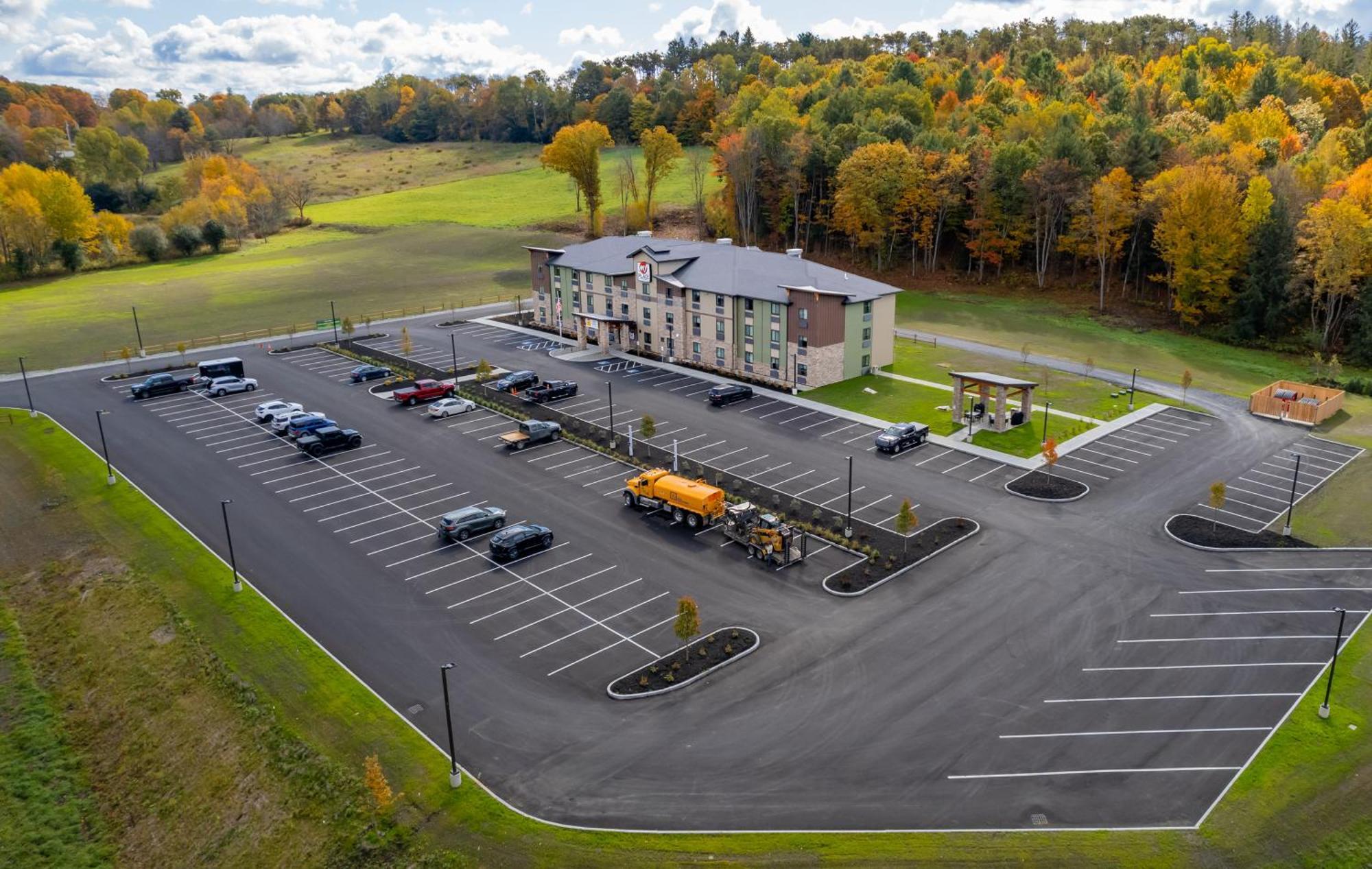 My Place Hotel-Randolph, Vt Exterior photo